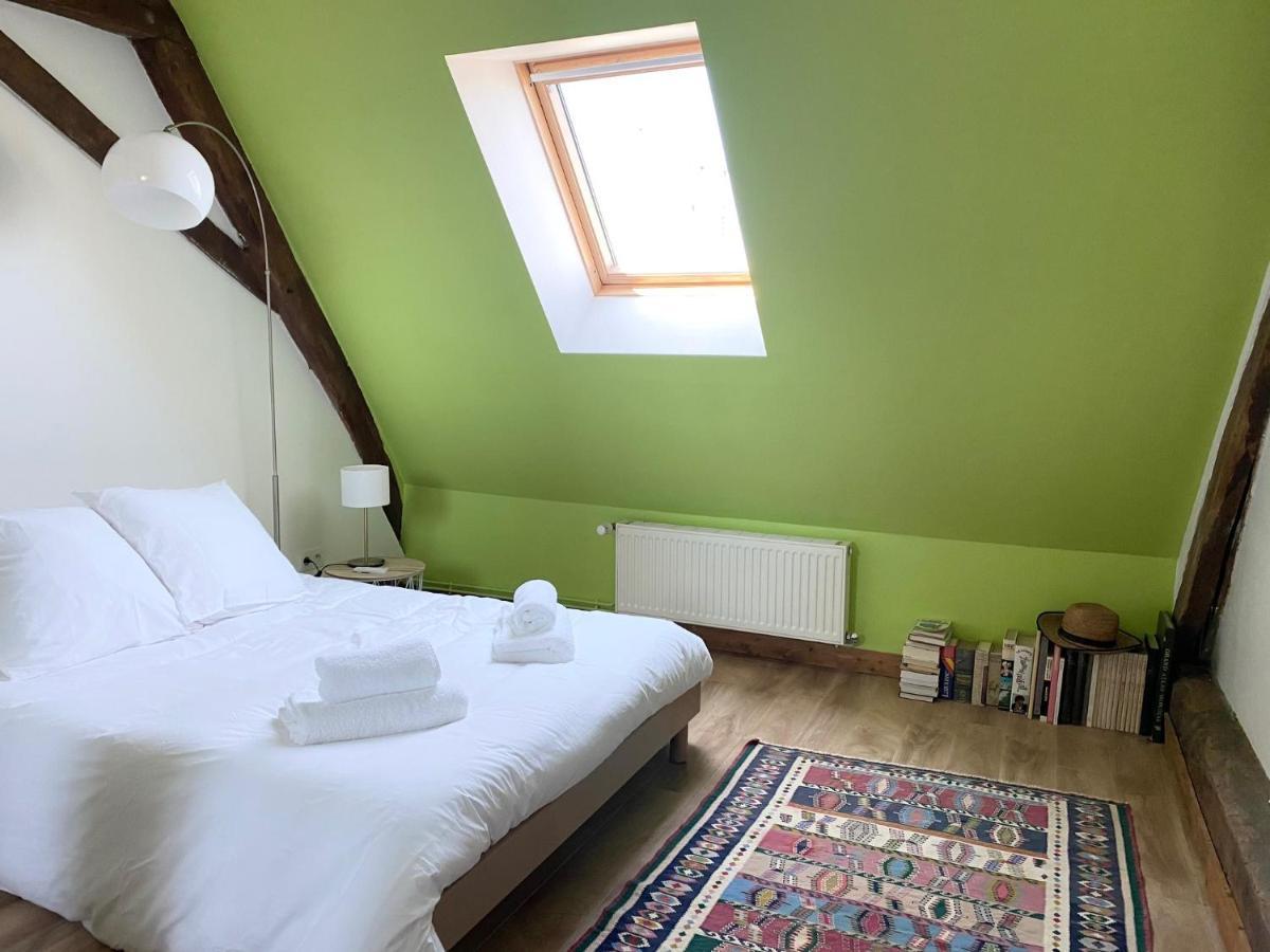 La Maison Des Remparts - Gite 3 Etoiles Pour 8 Pers A Loches Buitenkant foto